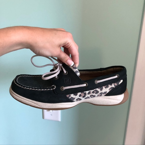 Sperry Shoes - NWOT Sperry boat shoes